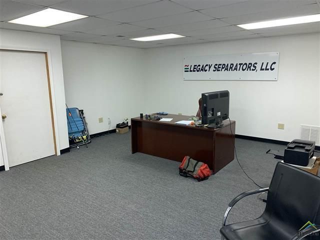 105 Park Central Rd, Mineola, TX 75773